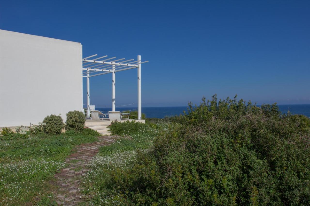 Casa Vacanza Casa Nel Sole Isola  Екстериор снимка